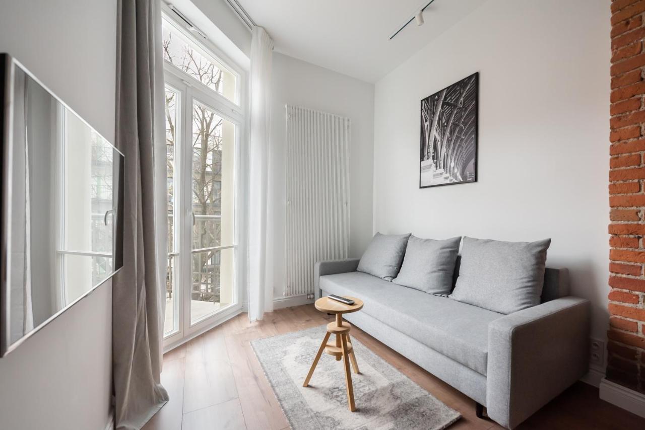 East Warsaw Modern Apartment מראה חיצוני תמונה