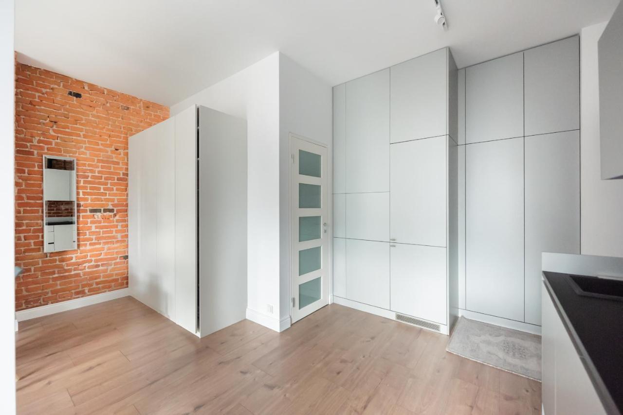 East Warsaw Modern Apartment מראה חיצוני תמונה