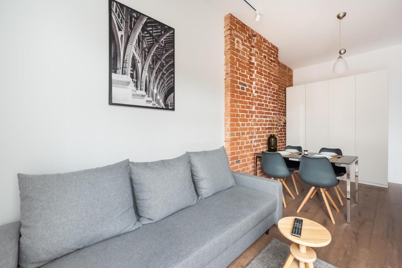 East Warsaw Modern Apartment מראה חיצוני תמונה